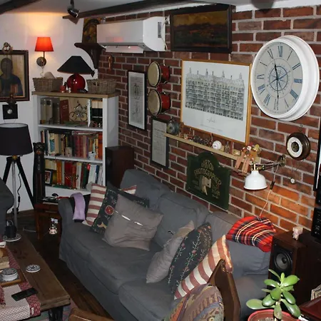 Проживание в семье Silvani