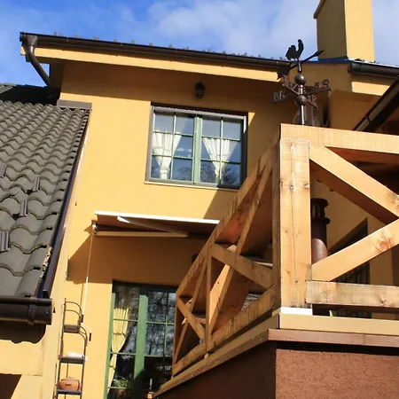 Silvani Проживание в семье